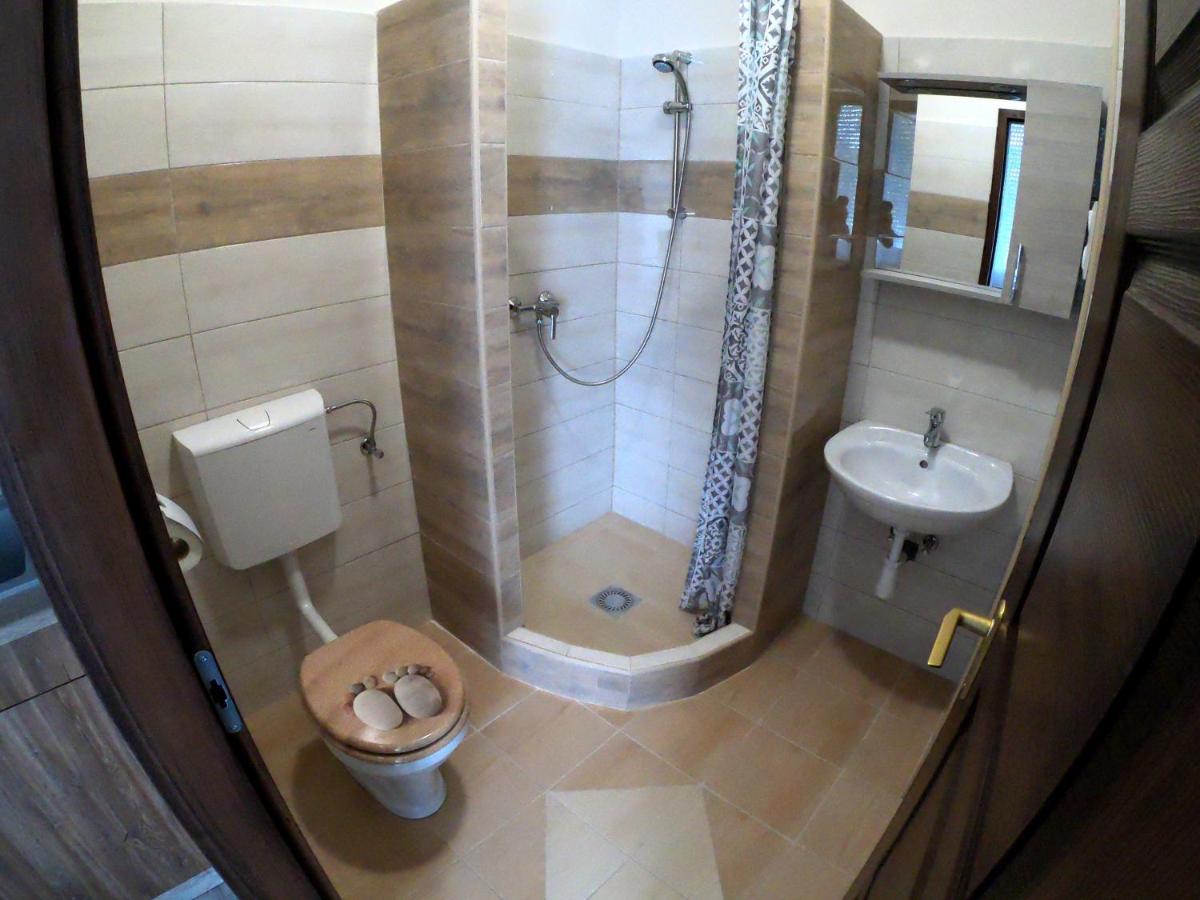 Dami Apartman Hajdúszoboszló Exteriör bild