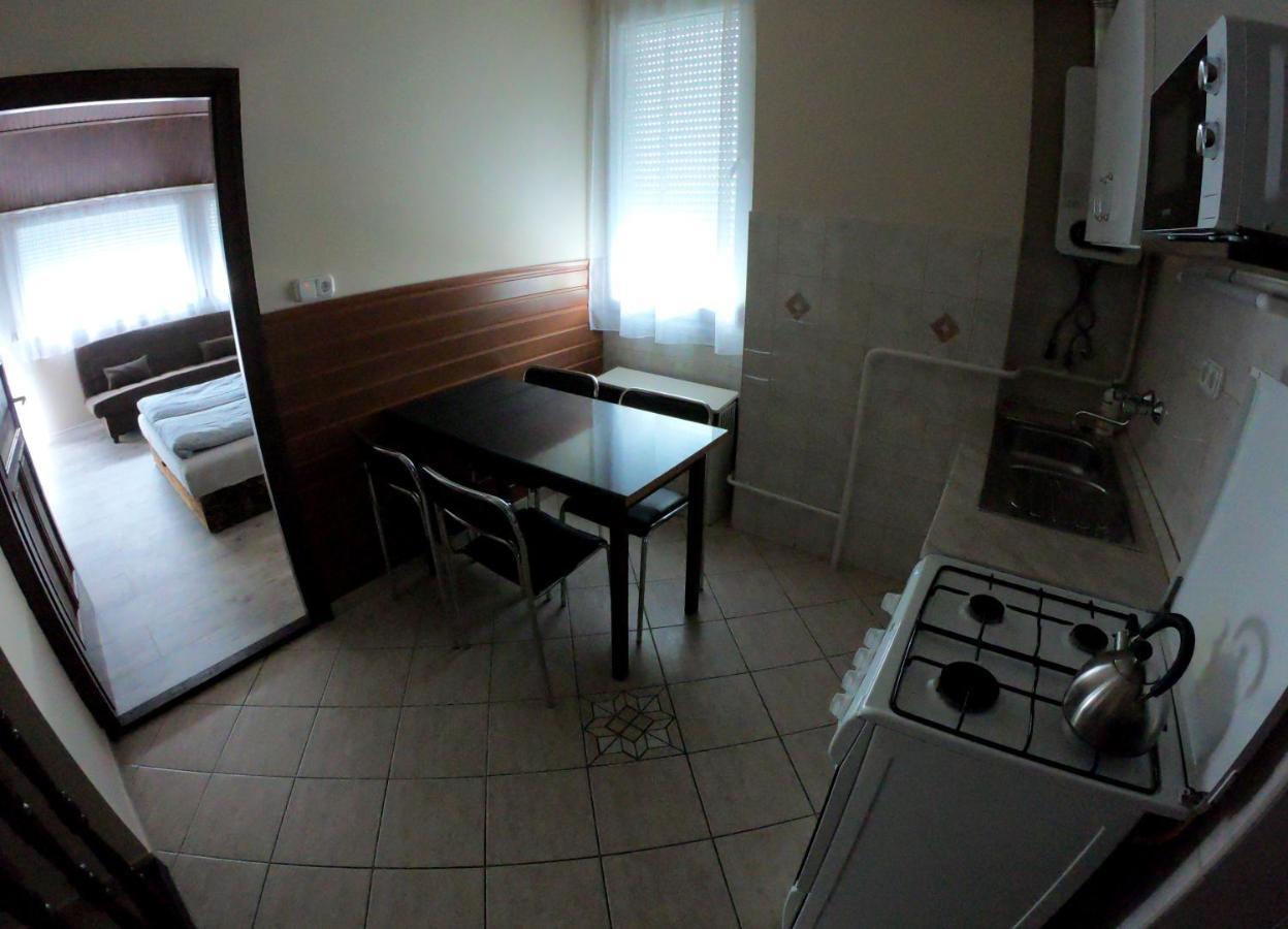 Dami Apartman Hajdúszoboszló Exteriör bild