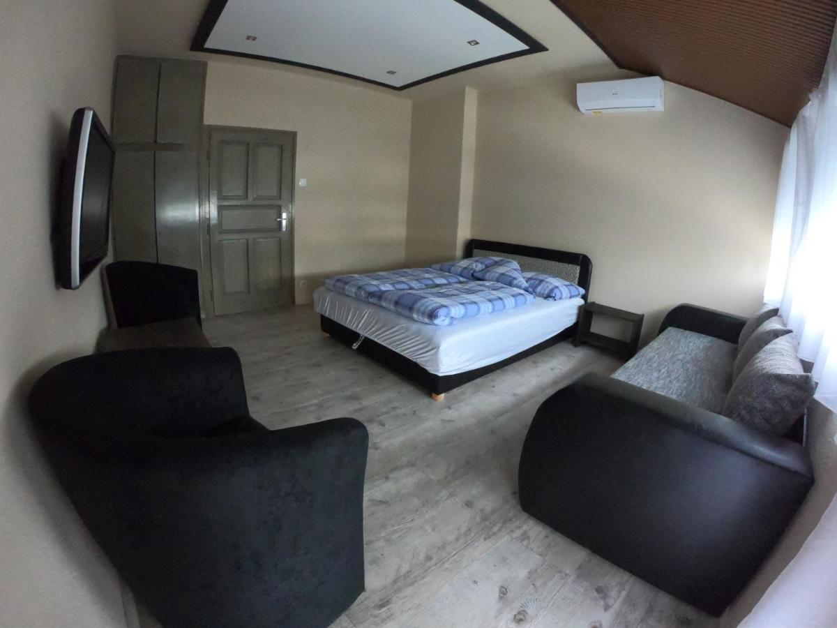 Dami Apartman Hajdúszoboszló Exteriör bild